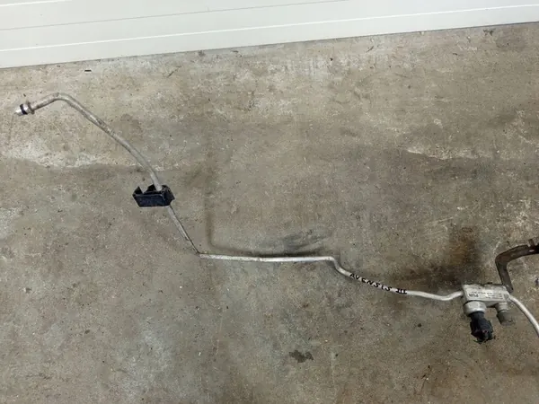 A/C Letku Toyota Avensis T270 image 2