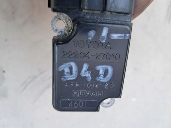 AVENSIS COROLLA VERSO RAV4 LAND CRUISER D4D MAF image 3