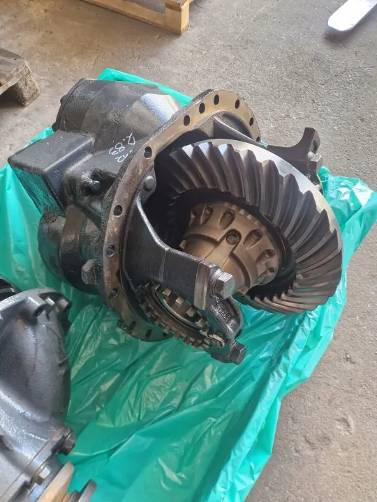 Diferencial Meritor RTS2370 2.83 34/12 OEM 20545460 image 2
