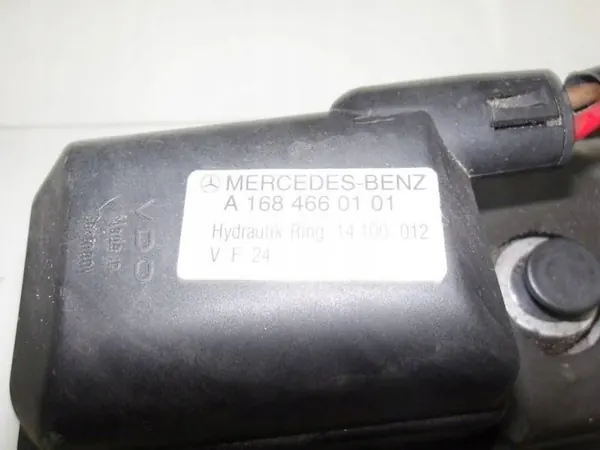 Mercedes-Benz A W168 Servostyrningspump OE A1684660101 image 3