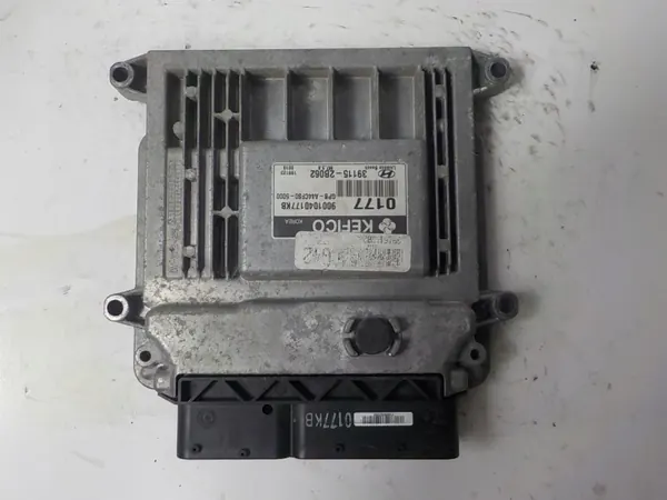 Computadora Hyundai OEM 39115-2B062 9001040177KB - Usada image 2
