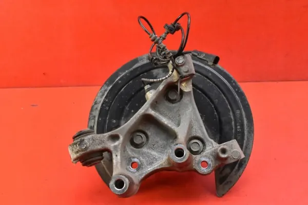 Bakre styrknut vänster/höger OEM 84454535 image 4