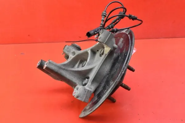 Bakre styrknut vänster/höger OEM 84454535 image 6