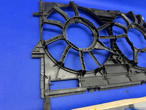 Fläktkåpa AUDI A6 4H0121003N 4H0121207B image 4