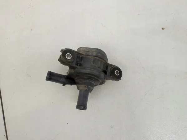 Vattenpump Toyota Land Cruiser 150 J15 3.0D D4D OEM image 7