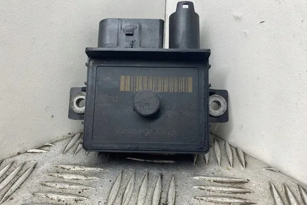 BMW 7 Sytytystulpat 3.0L Diesel 2009 OEM 7800156 image 2