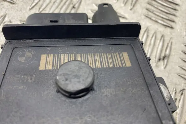 BMW 7 Sytytystulpat 3.0L Diesel 2009 OEM 7800156 image 4