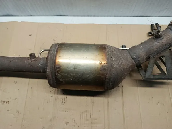 DPF-katalysator OEM 7E0181AA för VW T5 T6 - Begagnad image 4