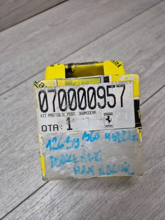 Ferrari 360 Modena Bromsbelägg Set OEM 07000957 image 3