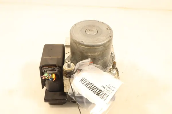 Pompe ABS d'occasion OEM 9676906580 pour Citroen C4 II image 4