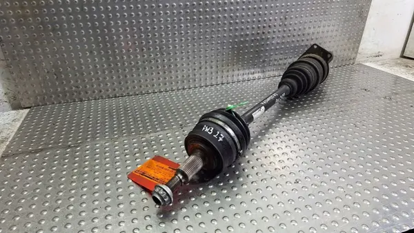 Höger framhalvaxel OEM S26372060 för VW Transporter image 3