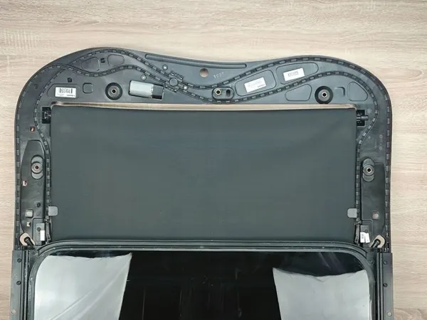 OEM 4G9877041F Kattoverho Audi A6 C7 Avant image 4