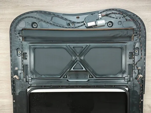 OEM 4G9877041F Kattoverho Audi A6 C7 Avant image 6