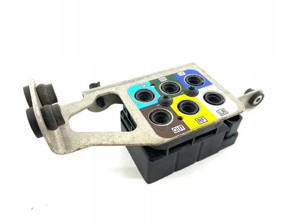 Tesla S Luchtvering Ventielblok OEM 15-1524-0027.2 image 9