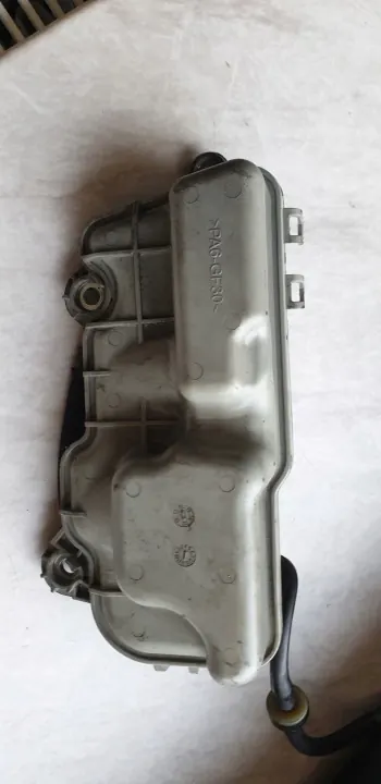 Réservoir à vide OEM 31339809 pour Volvo XC90 II D5 image 3