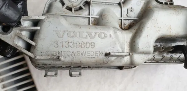 Réservoir à vide OEM 31339809 pour Volvo XC90 II D5 image 5