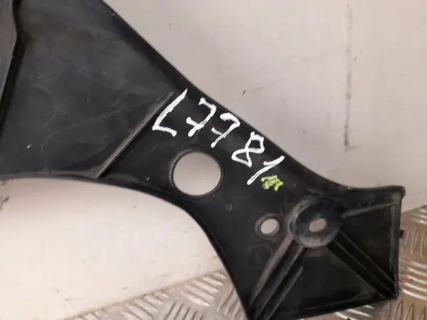 Lexus CT 2014 Skydd 53289-76010 image 5