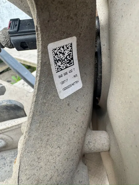 Braccio di Controllo Posteriore Destro Audi A4 B9 A5 8W image 9