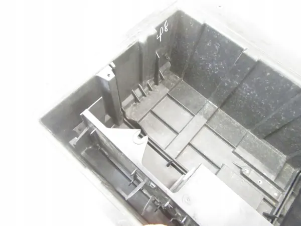 Accudeksel BMW X5 E53 OEM 8244134 - Kofferbak image 3