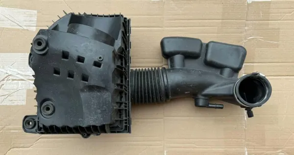 Luftfilterhus OEM 68422281AC för Jeep Wagoneer image 3