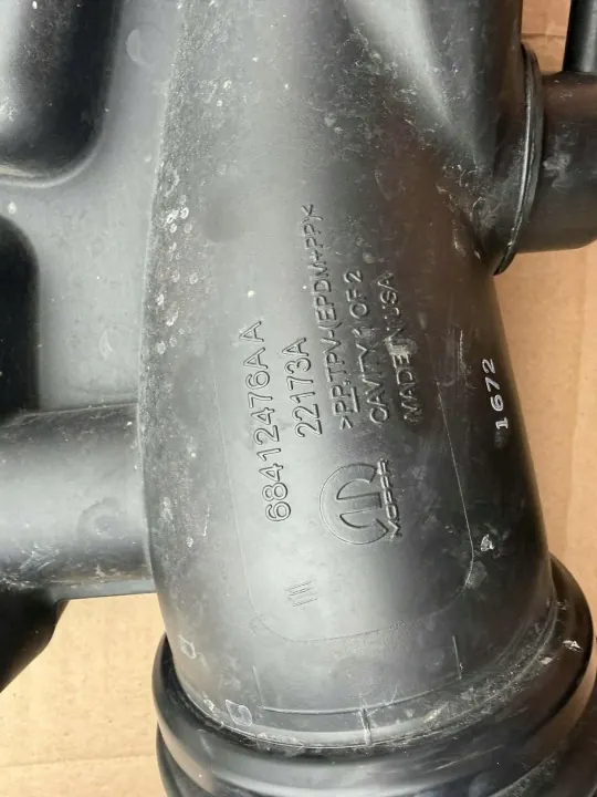 Luftfilterhus OEM 68422281AC för Jeep Wagoneer image 6