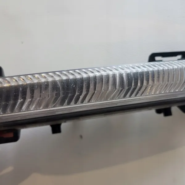 Luces diurnas Mercedes-Benz OEM A2049069100 image 7