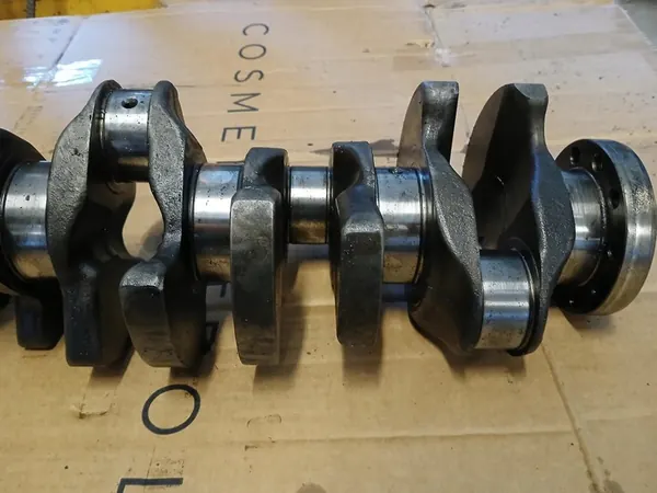 Kurbell 31251992 Volvo 2.4 D5 Biturbo D5244T image 2