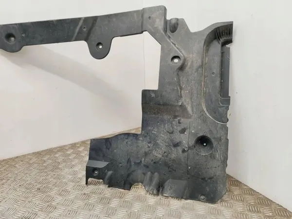 Sivualuslevy taka-oikea Citroen DS5 OEM 9801679680 image 3