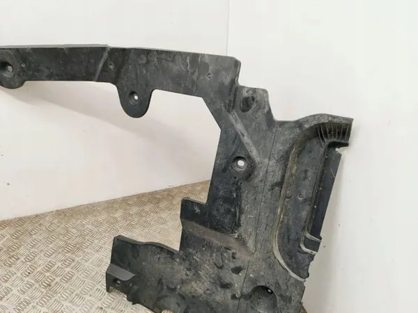 Sivualuslevy taka-oikea Citroen DS5 OEM 9801679680 image 4