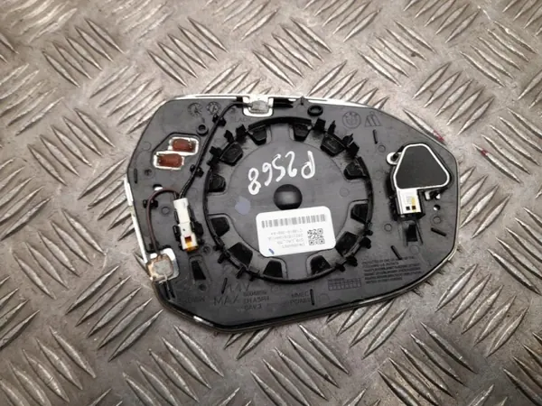 BMW 5 G60 2024 linker spiegelglas OEM 6004865 image 3