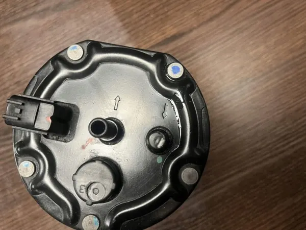 Brandstofffilterbevestiging OEM 164008707R Renault Trafic III image 8