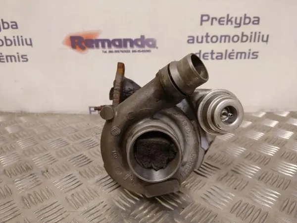 Turbo Renault Trafic II 2.0L 84kW 2009 image 2