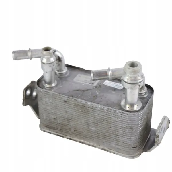 Refroidisseur d'huile Land Rover Discovery 4 OEM UBC500101 image 5