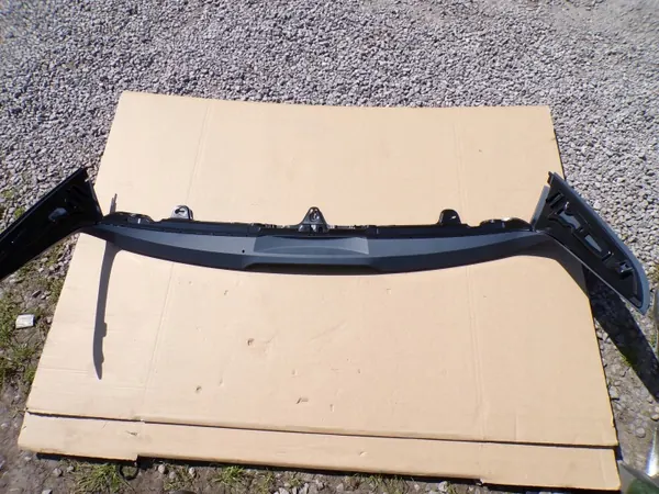 Spoiler de hayon BMW X5 G05 OEM 51629447772 image 2
