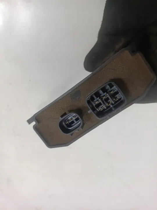 Mazda 3 IV BP Brandstofpompmodule OEM PAF118561 image 5