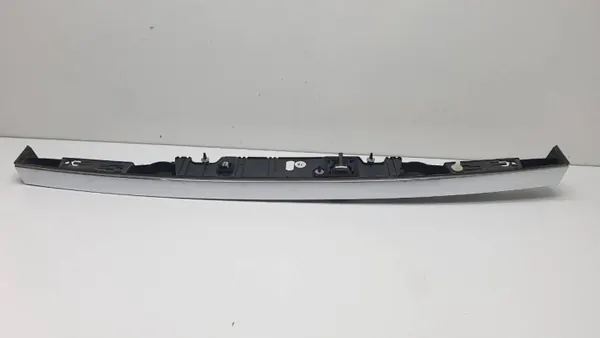 OEM 7200035 Kofferbakklep Chroomstrip met Camera image 6