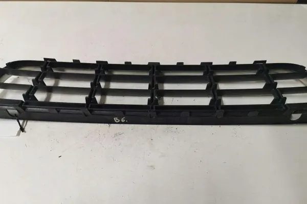 Griglia Centrale Paraurti VW PASSAT VARIANT B6 3C0853677 image 4