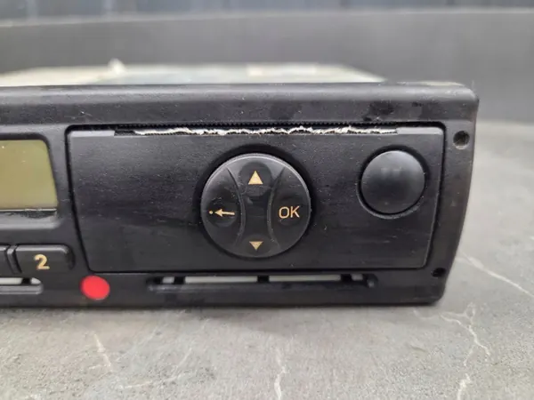 Tacógrafo usado OEM A0014461433 24V Mercedes Actros image 3