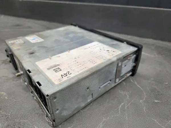 Tacógrafo usado OEM A0014461433 24V Mercedes Actros image 7