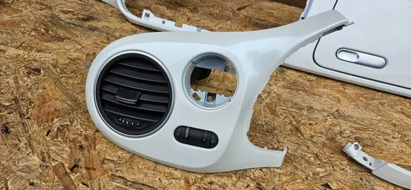 Acabamento de painel Volkswagen Beetle A5 5C1858366K image 3