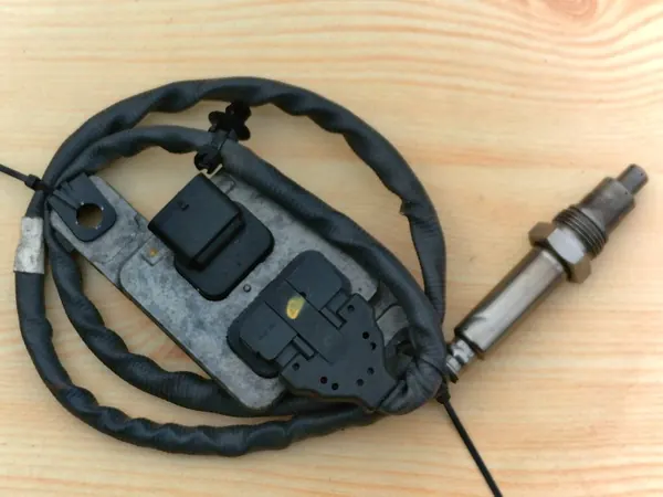 Lambda-sensor OEM 04L907805P för VW Caddy, Audi, Seat, Skoda image 3