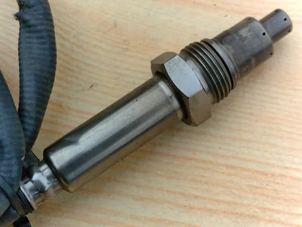 Lambda-sensor OEM 04L907805P för VW Caddy, Audi, Seat, Skoda image 4