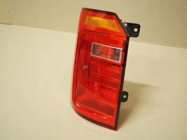 VW CADDY 2K1 15-20 Luz Trasera Izquierda EU image 4