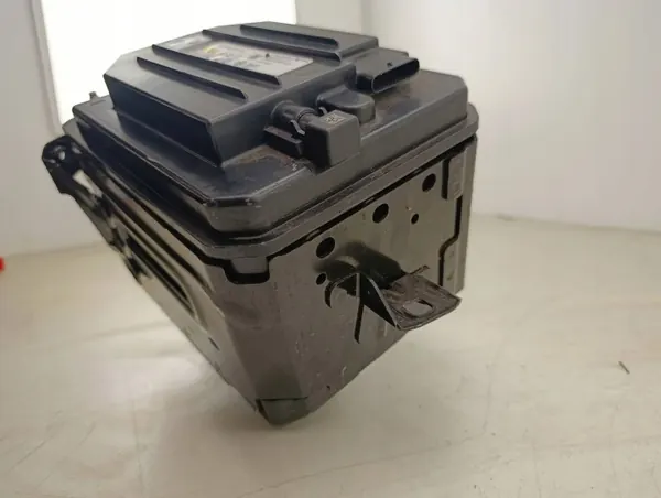 Begagnat BMW Batteri OEM 61215A58884 - 12 Ah image 3