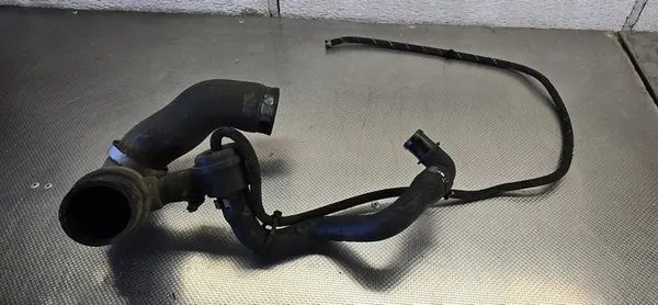 AUDI A4 B6 1.8T Turboventil 8E0145832D image 2