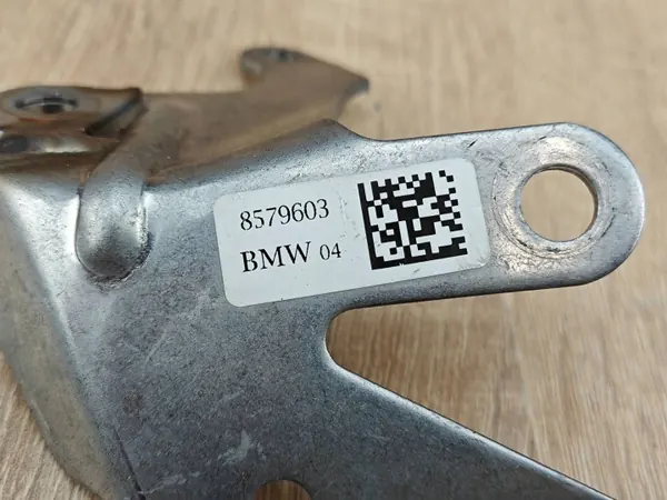 DPF/katalysaattorinkiinnike OEM 8579603 BMW:lle image 3