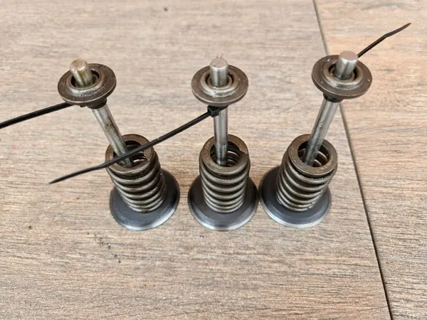 OEM 52434 Einlassventilfeder-Satz für Jeep WJ image 3