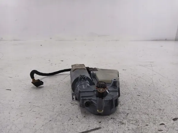 Moteur de toit ouvrant Audi A3 8P OEM 4B0959591G image 5