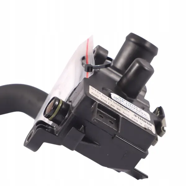 Oljeventil Mercedes W207 OM642 A6420103807 image 4