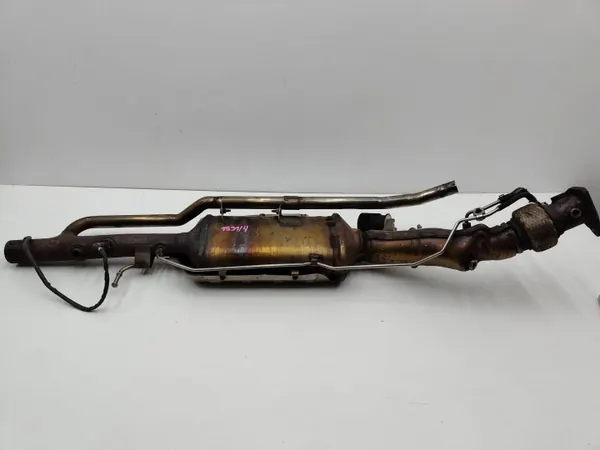 Land Rover OEM K8D2-5H343-AG Begagnad Katalysator image 2
